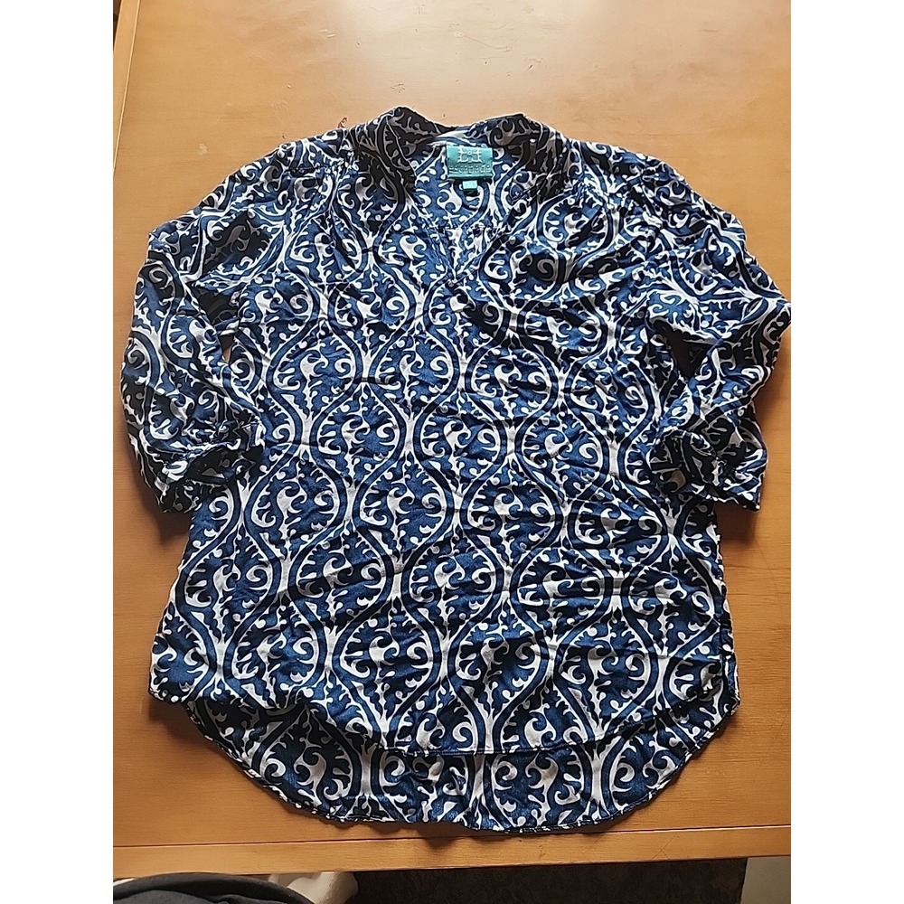 Escapada Living Womens M Blouse Tunic Blue Paisley‎ Print 3/4 Sleeve